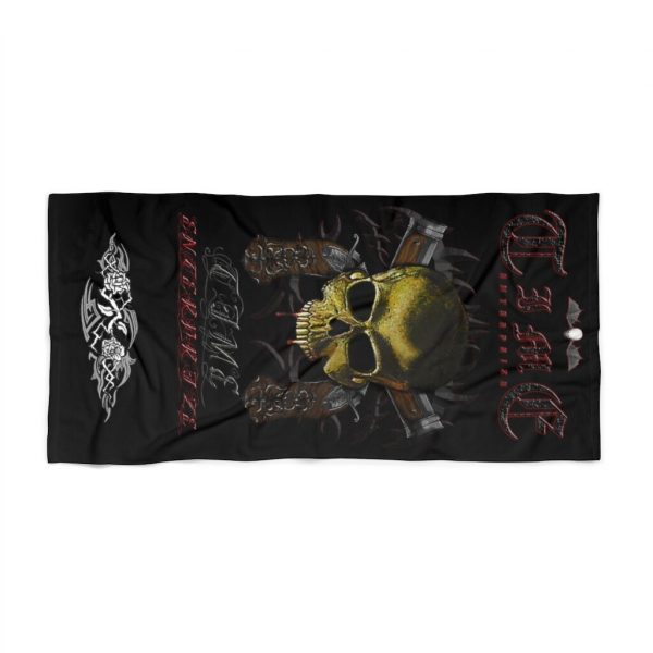 Skull and Blunderbuss, Beach Towel
